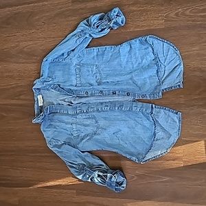 Cloth and Stone lightweight denim buttonup top sz S EUC!